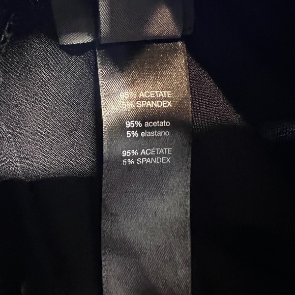 Chicos Travelers Women's Size 0 Black Pencil Skirt Gold Zipper Accent Stretch - Picture 4 of 10